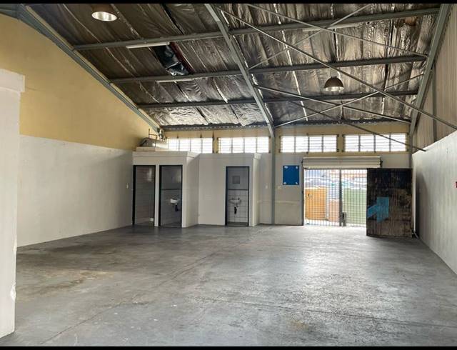 INDUSTRIAL PROPERTY TO RENT IN HENNOPSPARK